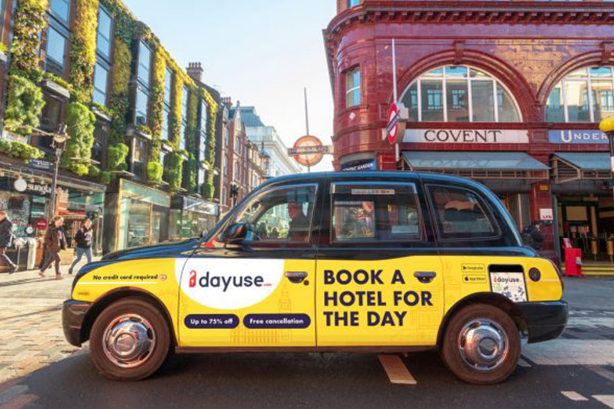 taxi advertising in london