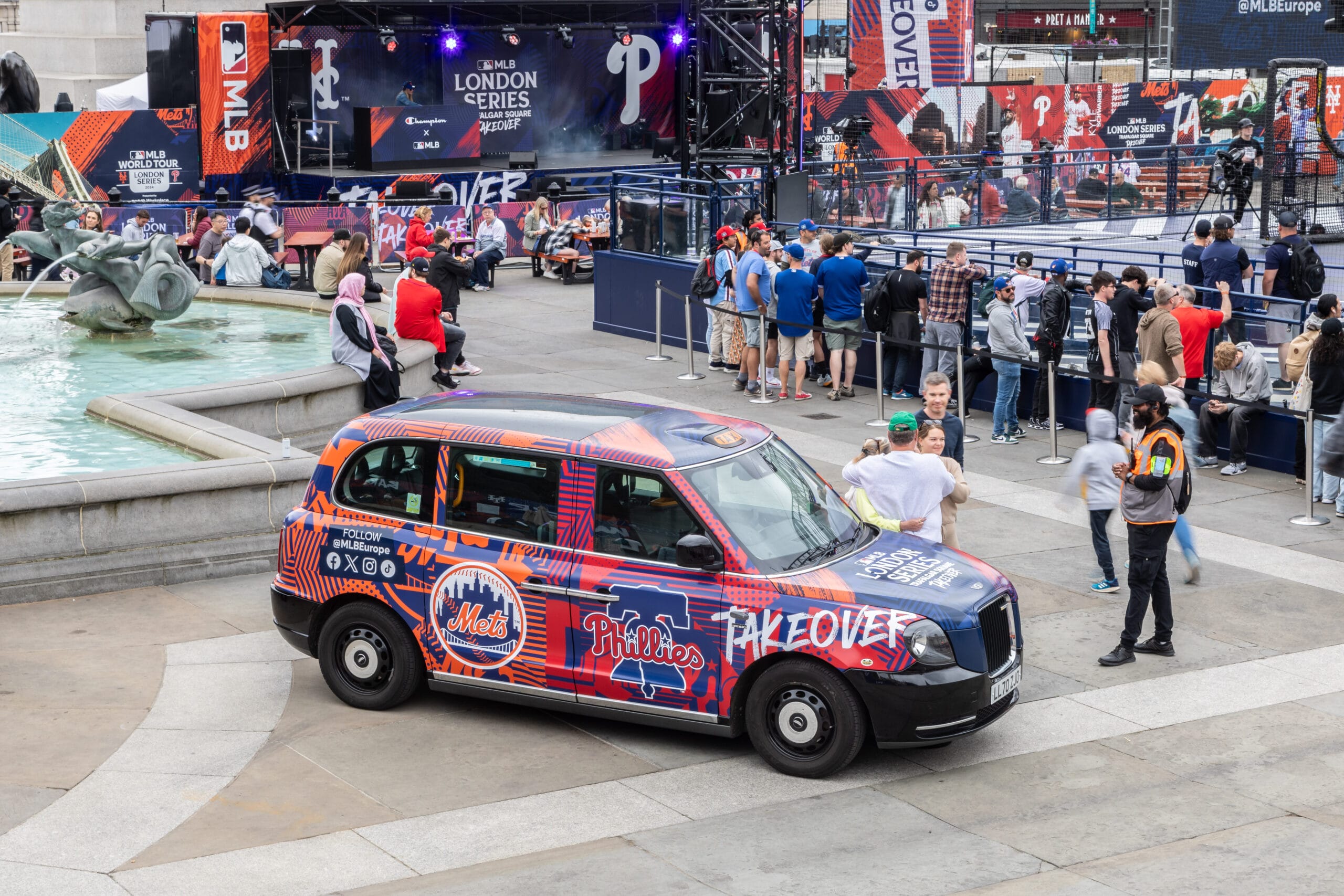 MLB Trafalgar Square_Taxi Wrap_069