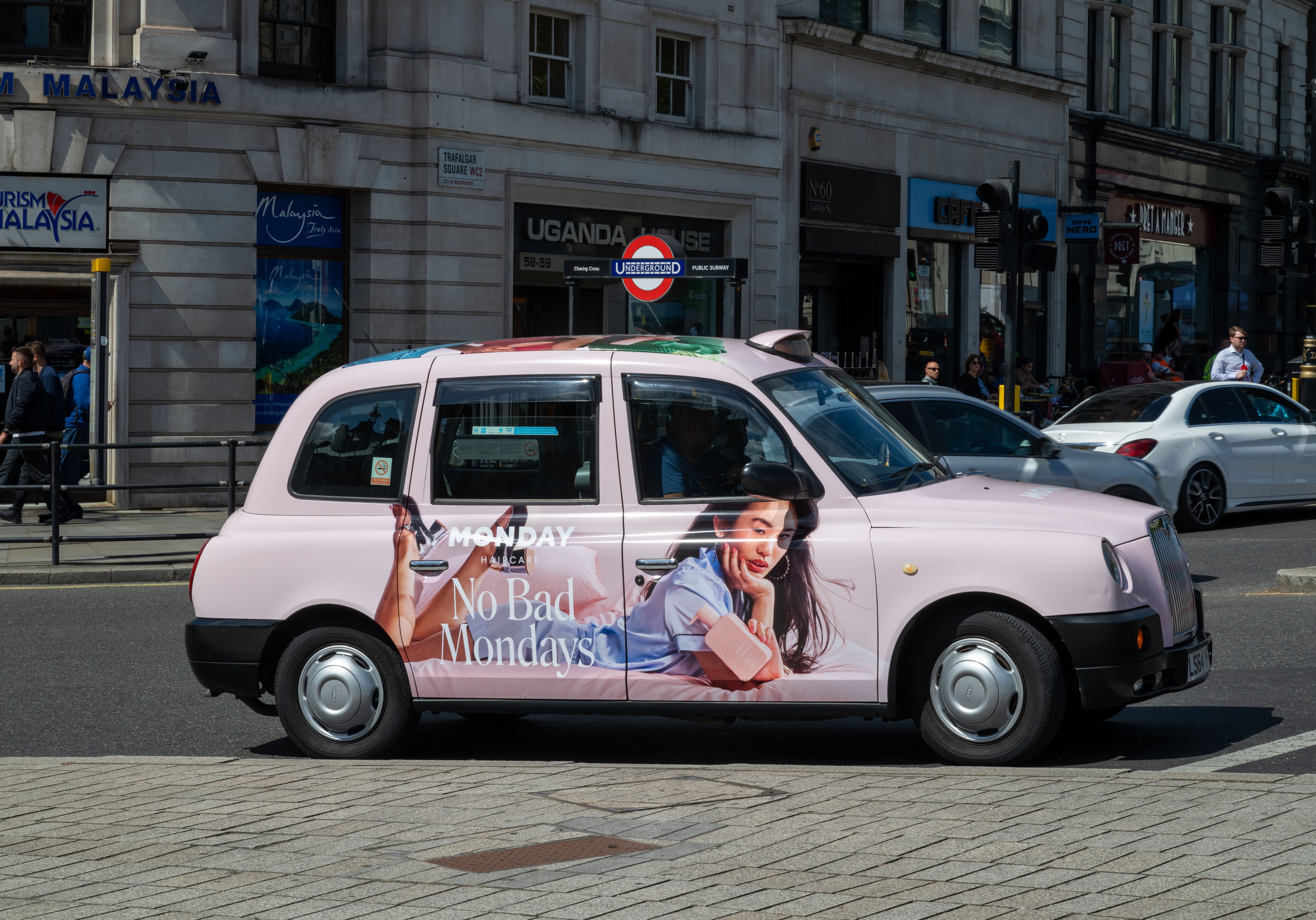 Monday Haircare Taxi in London_081